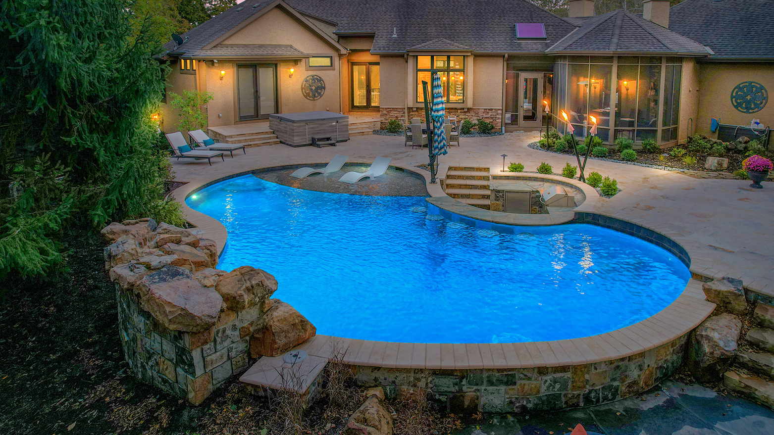 Stilwell Gunite Pool